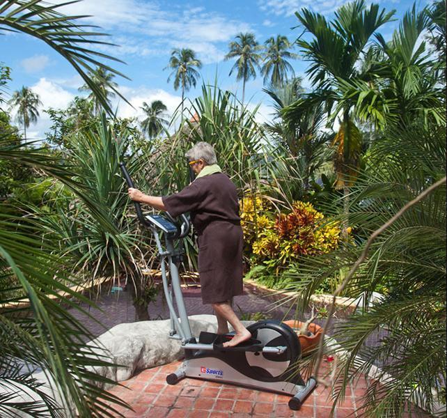 Noble Crown Resort & Spa Koh Lanta Bagian luar foto